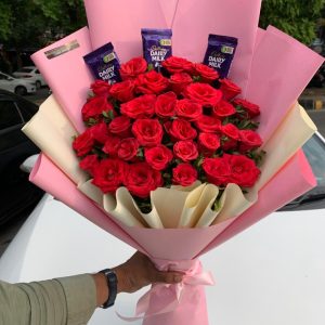 Rose Bouquet WITH DAIRY MILK
