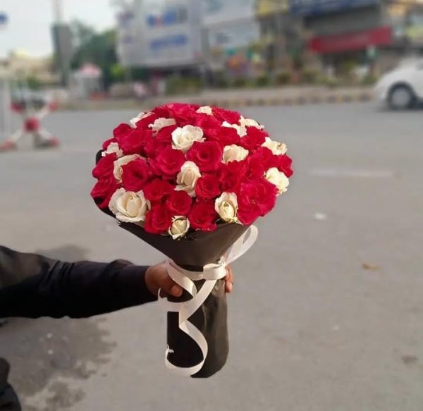 Roaming Petals Bouquet