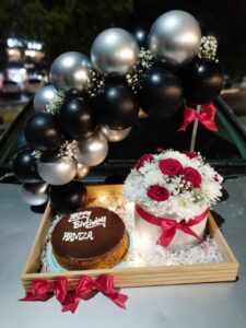 Amour Bouquet & Cake
